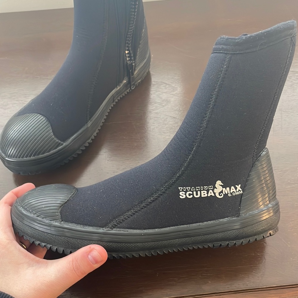 Scuba shoes